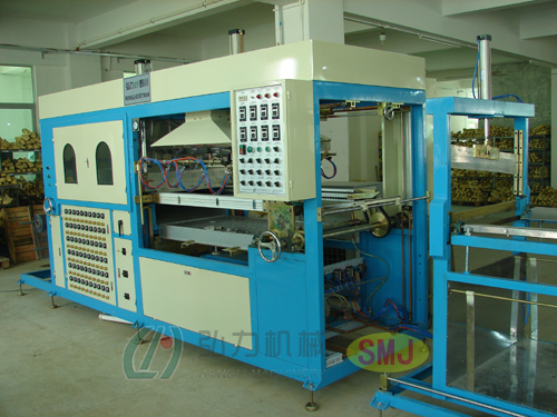 HL-2000-I高速吸塑成型机